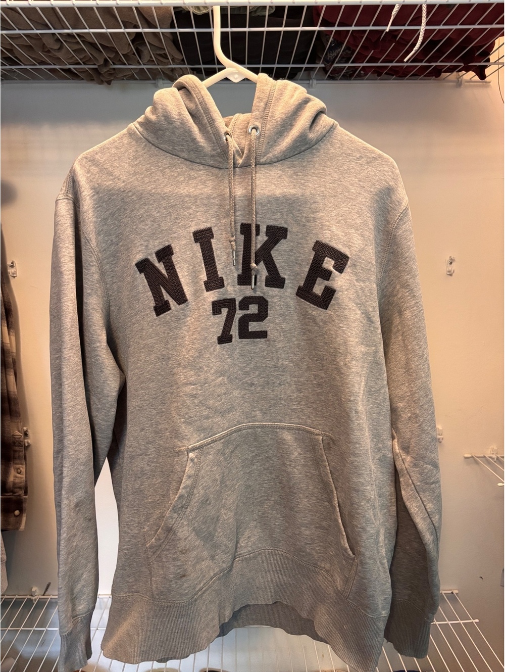 Nike 72 Gray Pullover Hoodie Sweatshirt Large